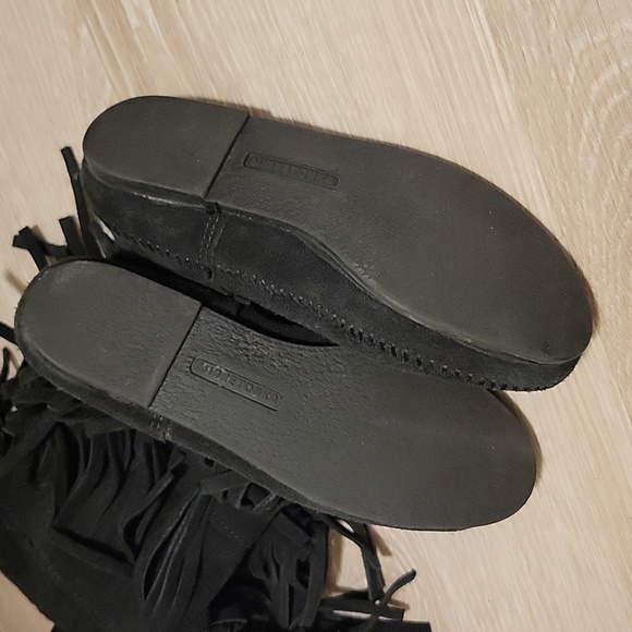 Minnetonka boots - Picture 4 of 4